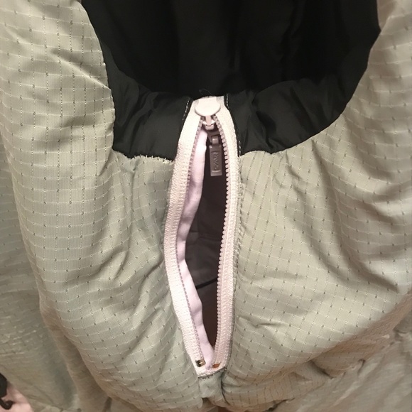 Spyder Ladies’ Ski Jacket - Picture 12 of 12